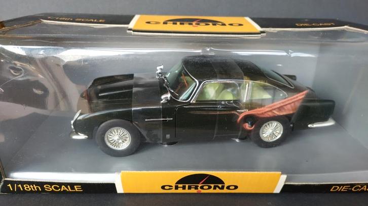 Aston Martin DB5 Aqua Verde Green 1:18 Chrono Pol, Hobby en Vrije tijd, Modelauto's | 1:18, Zo goed als nieuw, Ophalen of Verzenden