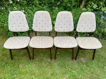 Vintage eetkamerstoelen uit de jaren 50 / 60 teakhout beschikbaar voor biedingen
