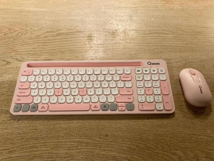 QWARE Florence Draadloze Muis & Toetsenbord - Roze, Computers en Software, Muizen, Zo goed als nieuw, Overige typen, Draadloos