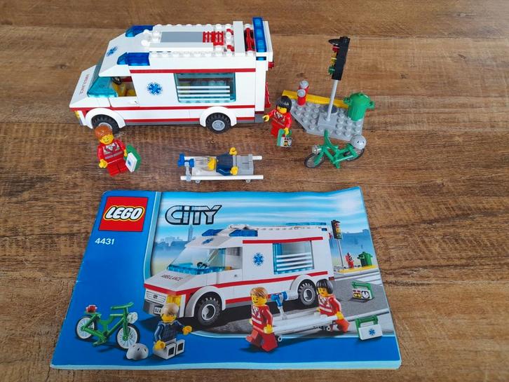 Lego city 4431 Ambulance., Kinderen en Baby's, Speelgoed | Duplo en Lego, Zo goed als nieuw, Lego, Complete set, Ophalen of Verzenden