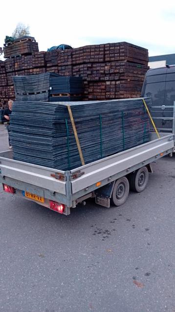 Kunststof Rijplaten te Huur - Ideaal voor Bouw & Evenementen beschikbaar voor biedingen