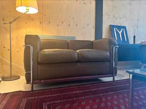 Cassina LC2. Le Corbusier. Origineel. Duurste uitvoering., Huis en Inrichting, Banken | Complete zithoeken, Zo goed als nieuw