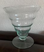 Glazen vaas, bokaal met platte voet; 'geribbeld' glas, Huis en Inrichting, Ophalen of Verzenden, Zo goed als nieuw, Glas
