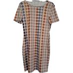 Stretchy jurk geruit patroon pastel kleuren L, Kleding | Dames, Jurken, Beige, Maat 42/44 (L), Ophalen of Verzenden, Zo goed als nieuw