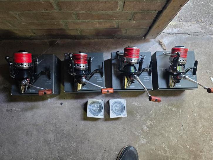4 x daiwa tournament iso qd te koop., Watersport en Boten, Hengelsport | Karpervissen, Zo goed als nieuw, Molen, Ophalen of Verzenden