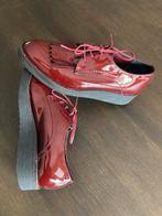 Wijnrode Lakschoenen Van Haren Maat 38, Kleding | Dames, Schoenen, Ophalen of Verzenden, Zo goed als nieuw, Rood, Van Haren