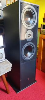 Te koop Elac elt 10 luidsprekers met tegels en spikes 🟢, Gebruikt, 120 watt of meer, Front, Rear of Stereo speakers, Ophalen