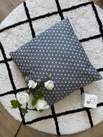 ZGAN grijs ster Cottonbaby sierkussen 40x40cm ster kussen, Ophalen of Verzenden, Zo goed als nieuw, Grijs, Vierkant