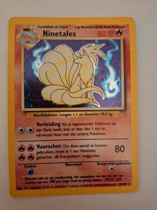 NLse Ninetales base set holo Pokemon kaart, Hobby en Vrije tijd, Verzamelkaartspellen | Pokémon, Zo goed als nieuw, Losse kaart