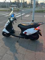 Piaggio Zip iget 2022, BOM VOL OPTIES!, Maximaal 45 km/u, Zip, Ophalen of Verzenden, Zo goed als nieuw
