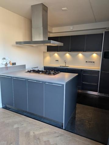 Complete Bulthaup eiland-keuken beschikbaar voor biedingen