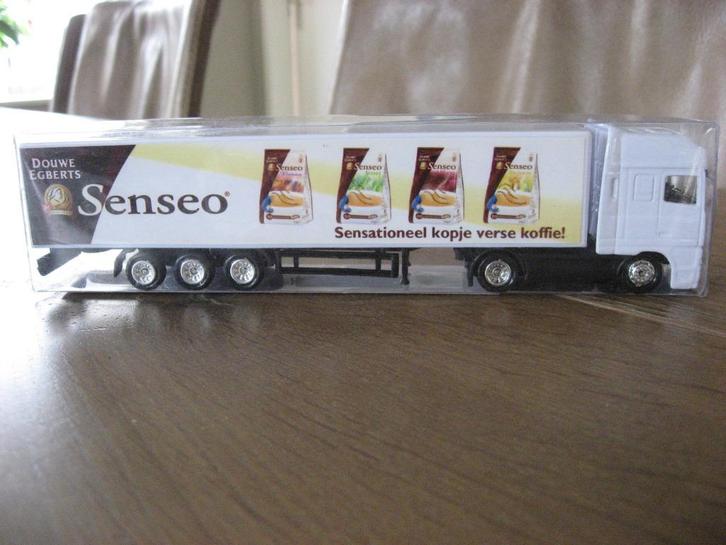 DAF 95 XF truck met Senseo reclame, nieuw in verpakking, Verzamelen, Merken en Reclamevoorwerpen, Nieuw, Gebruiksvoorwerp, Verzenden