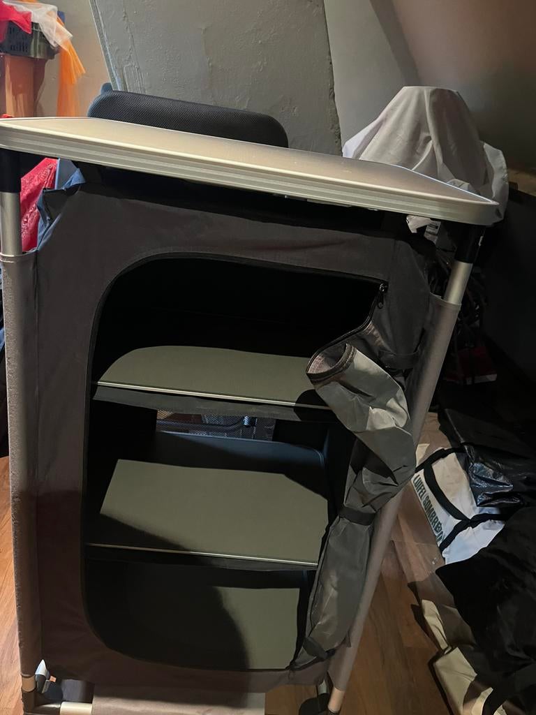 Te koop: Campingmeubel, Caravans en Kamperen, Ophalen of Verzenden, Zo goed als nieuw, Campingtafel