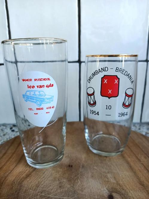 Twee oude drinkglazen bierglazen met reclame Breda., Verzamelen, Glas en Borrelglaasjes, Gebruikt, Ophalen of Verzenden