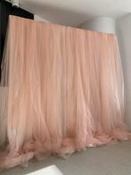 Perzik tule backdrop te huur - perfect voor feest/fotoshoot, Hobby en Vrije tijd, Ophalen, Zo goed als nieuw, Overige