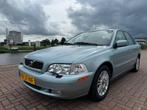 Volvo S40 1.8 /Automaat/Airco/Cruise/Trekhaak/Nieuwe APK, 65 €/maand, Stof, Gebruikt, 4 cilinders