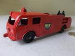 Vintage GEGOTEN (ZWARE) FIRE TRUCK (Opknapper.), Ophalen of Verzenden, Gebruikt, Bus of Vrachtwagen, Overige merken