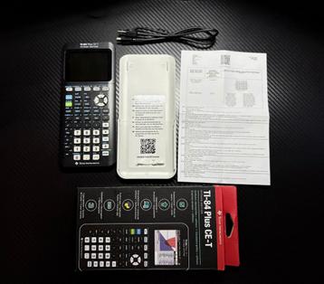 TI-84 Plus CE-T Python | Grafische rekenmachine beschikbaar voor biedingen