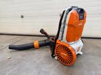 Stihl BGA 300 bladblazer + AR 3000 accu, Stihl, Gebruikt, Accu, Ruggedragen