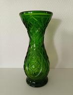 Antiek groen vaasje, Art Deco jaren 30 met geslepen ster, Antiek en Kunst, Antiek | Vazen, Ophalen of Verzenden