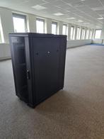 Digitus 26U 19 inch Serverrack - Gebruikt, Computers en Software, Serverkasten, Gebruikt, Ophalen of Verzenden, Geperforeerd, Geperforeerd