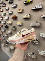Nike Air Max 90 Rose Team Red - Maat 36,5, Bred, Nieuw, Ophalen of Verzenden, Sneakers of Gympen