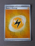 Shrouded fable 004 lightning energy holo, Hobby en Vrije tijd, Verzamelkaartspellen | Pokémon, Ophalen of Verzenden, Zo goed als nieuw