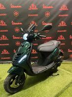 Piaggio Zip 2020 Brom! SP Jaguar Green / RS Zadel Garantie!, Fietsen en Brommers, Scooters | Piaggio, Ophalen of Verzenden, Benzine