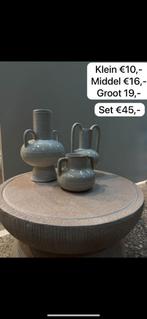 Beige vaasjes, Overige kleuren, Aardewerk of Porselein, Nieuw, Ophalen of Verzenden