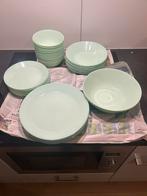 Servies: Borden, Kommetjes en Schalen, Gebruikt, Ophalen of Verzenden, Bord(en), Effen