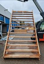 Brede hardhouten trap steektrap ( 254 ), Doe-het-zelf en Verbouw, Ladders en Trappen, 2 tot 4 meter, Gebruikt, Trap, Ophalen