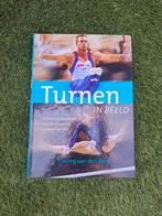 Tjalling van den Berg - Turnen in beeld, Ophalen of Verzenden, Zo goed als nieuw, Tjalling van den Berg