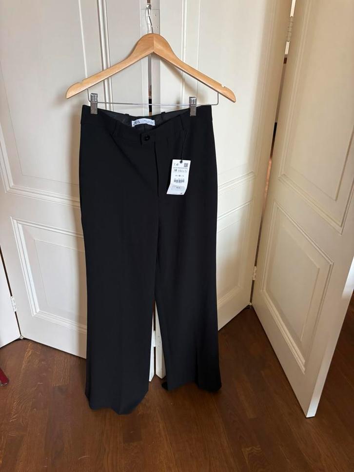 Zara zwarte pantalon, wide leg trousers, maat 38/M, Kleding | Dames, Broeken en Pantalons, Nieuw, Maat 38/40 (M), Zwart, Lang