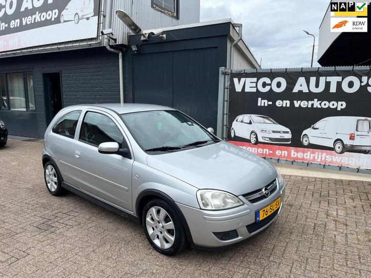 Opel Corsa 1.4 16V Silverline airco nette auto, Auto's, Opel, Te koop, Corsa, ABS, Airbags, Airconditioning, Centrale vergrendeling