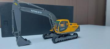 Volvo EC220E Graafmachine 1:50. Motorart. beschikbaar voor biedingen