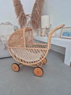 Rotan rieten poppenwagen zgan, Ophalen, Zo goed als nieuw, Babypop