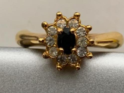 Zhulian vergulde ring 1 saffier 10 zirconia nieuw maat 18,5, Sieraden, Tassen en Uiterlijk, Ringen, Nieuw, Dame, 18 tot 19, Goud