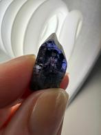 Tanzaniet, Verzamelen, Mineralen en Fossielen, Ophalen of Verzenden, Mineraal