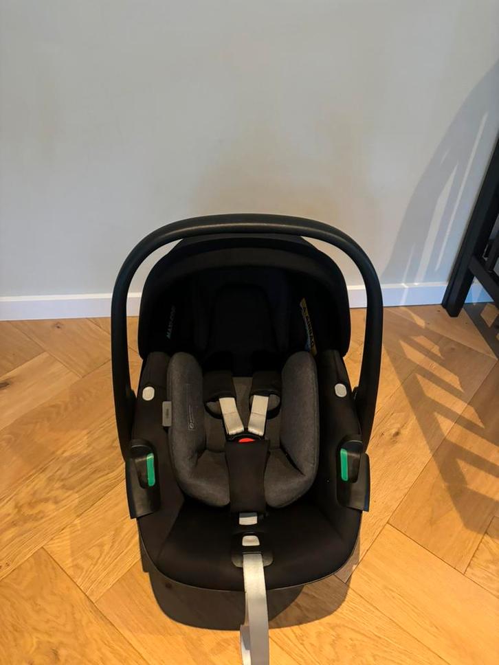 Pebble 360 maxi cosi incl. i-size. Essential Black, Kinderen en Baby's, Autostoeltjes, Zo goed als nieuw, Maxi-Cosi, 0 t/m 13 kg