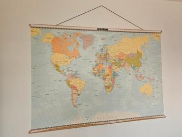 Oude Schoolkaart Wereldkaart 150x100 beschikbaar voor biedingen
