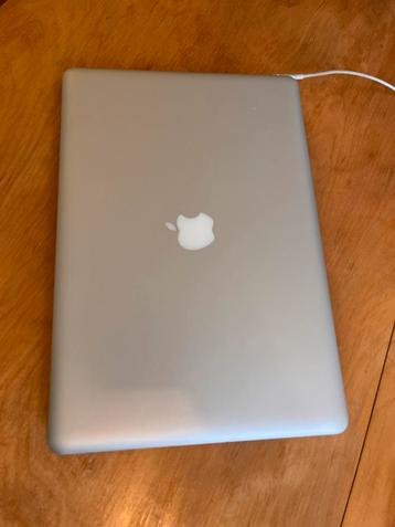 MacBook Pro 15 inch - 2010 - SSD, Nieuwe Kabel beschikbaar voor biedingen