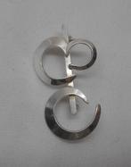 Zilveren aparte vintage broche symbool? nr.938, Sieraden, Tassen en Uiterlijk, Broches, 4 tot 7 cm, Verzenden, Zo goed als nieuw