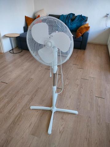 Stuff I sell cause I move beschikbaar voor biedingen