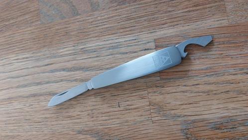 EKA Ekilstuna klein zakmes lemmet 45 mm RVS met etui., Caravans en Kamperen, Kampeergereedschap, Zo goed als nieuw, Ophalen of Verzenden