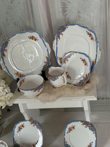Royal Albert June Servies 8 pers. 1925 Lawleys beschikbaar voor biedingen