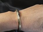 Gouden bewerkte slavenarmband met dopsluiting. 2025/782., Sieraden, Tassen en Uiterlijk, Armbanden, ., Ophalen of Verzenden, Zo goed als nieuw