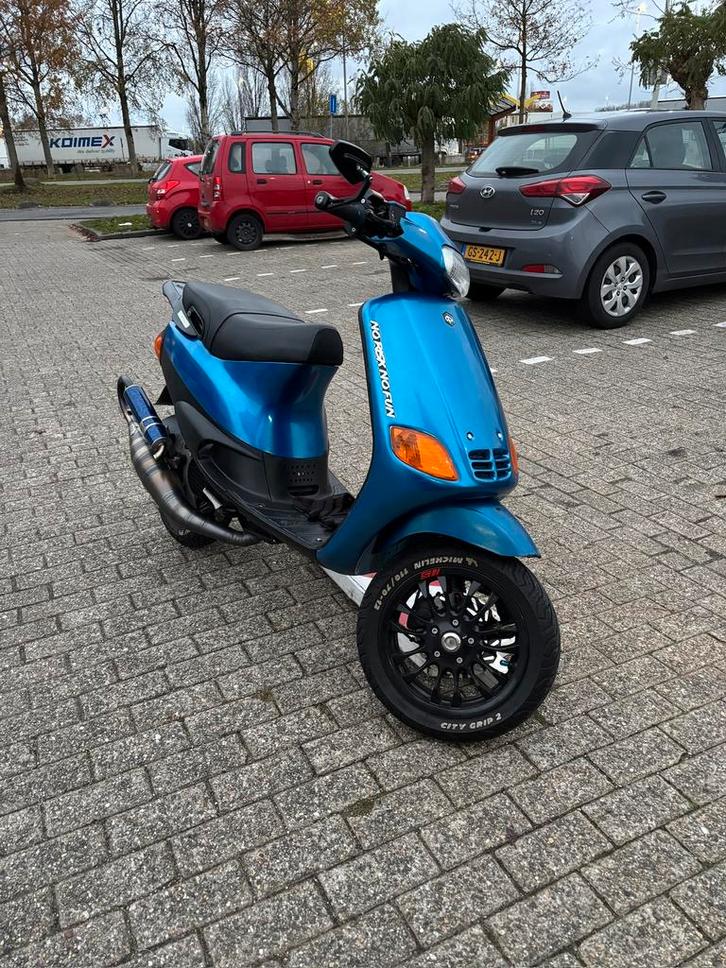 Type 3 183cc - DDL AFGESTELD, Fietsen en Brommers, Scooters | Piaggio, Zo goed als nieuw, Zip, Maximaal 45 km/u, Tweetakt, Ophalen