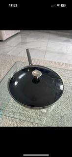 Wokpan met glazen deksel, Huis en Inrichting, Keuken | Potten en Pannen, Gebruikt, Inductieplaat, Ophalen of Verzenden, Rvs