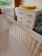 Commode en ledikant voor babykamer, Ophalen, Gebruikt, Jongetje of Meisje