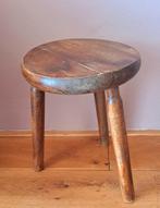 brutalistische kruk, 3 poot, Huis en Inrichting, Ophalen of Verzenden, Zo goed als nieuw, Hout